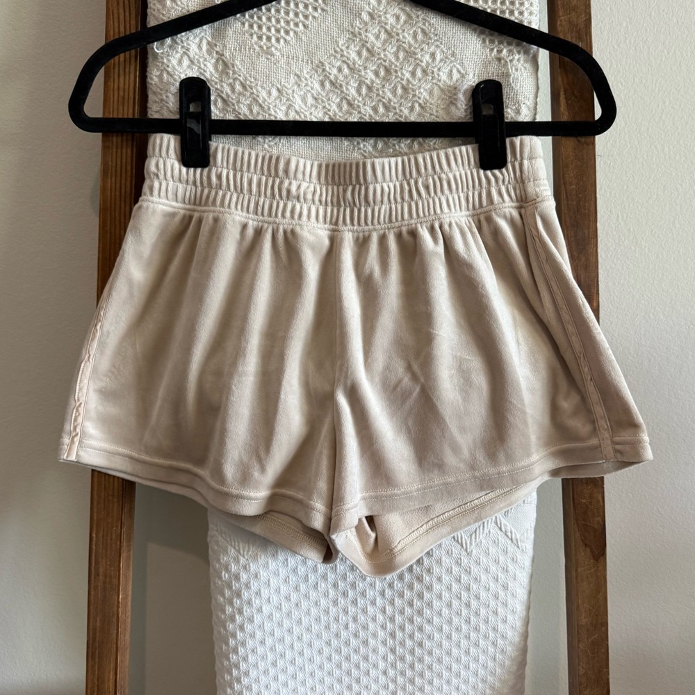 Aerie Offline Beige Velour Elastic Waistband Shorts